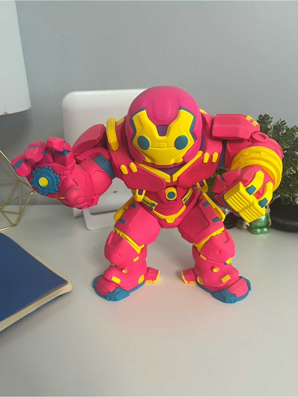 Funko Pop Jumbo Hulkbuster #1408 Marvel Infinity Saga Figure